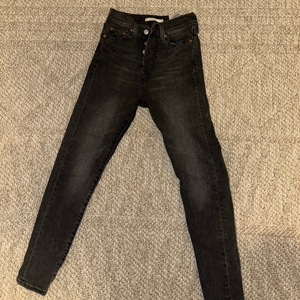 Levi's Black Skinny Jeans High-Waisted Wedgie Skinny